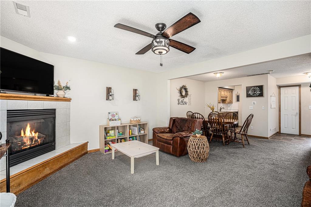 205 SW Pinetree Lane Unit: C