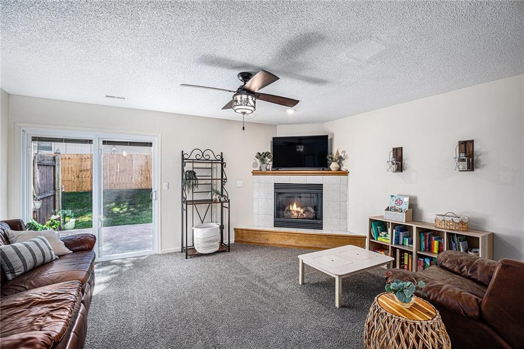 205 SW Pinetree Lane Unit: C