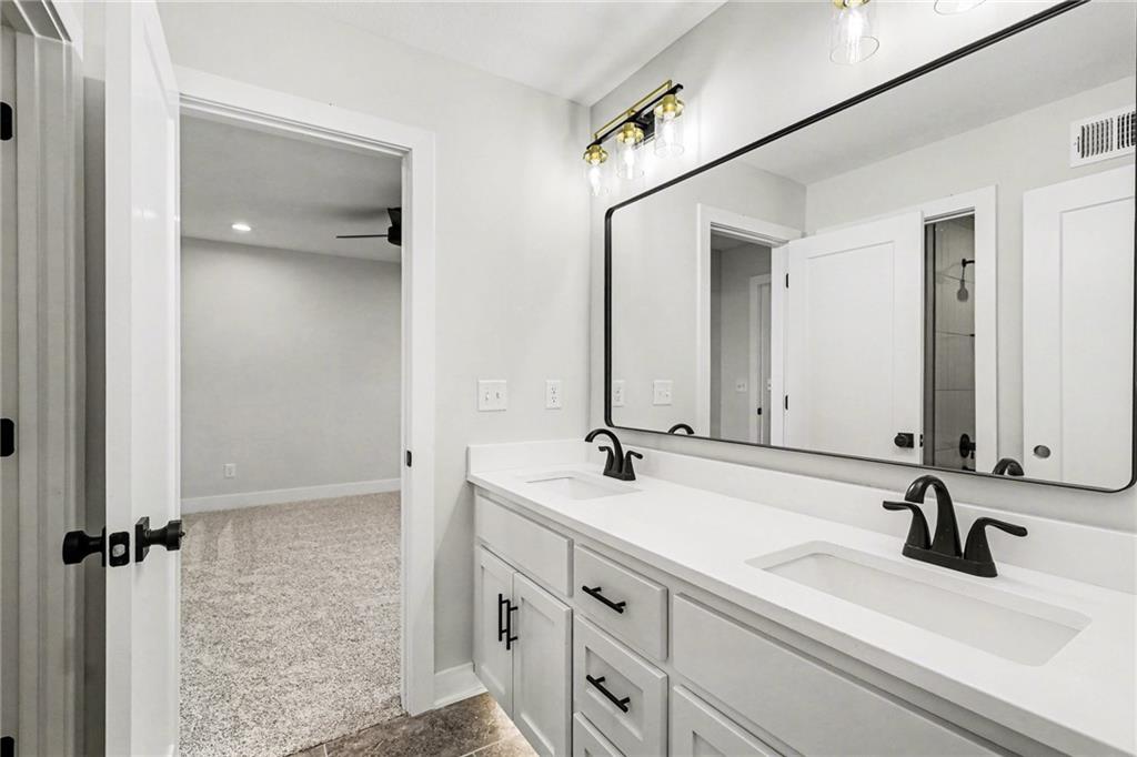 3221 SW Saddlebred Terrace