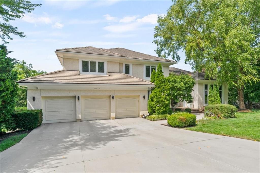 12642 Sherwood Drive
