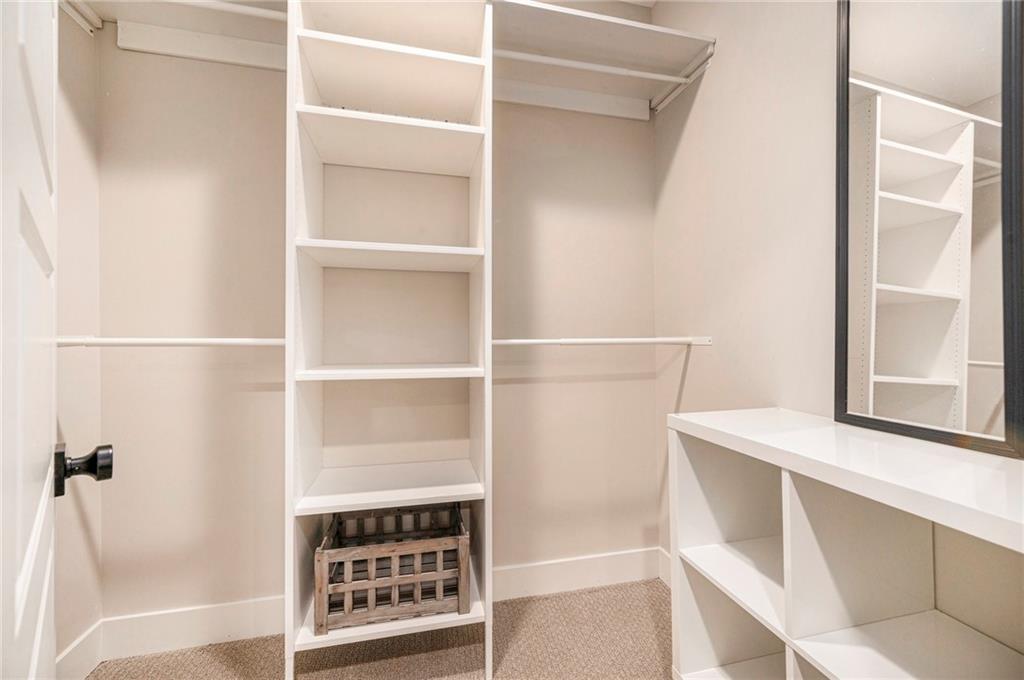 1807 SW Cemetery Road