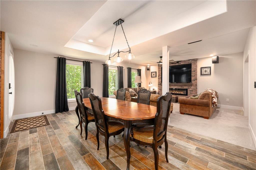 1807 SW Cemetery Road