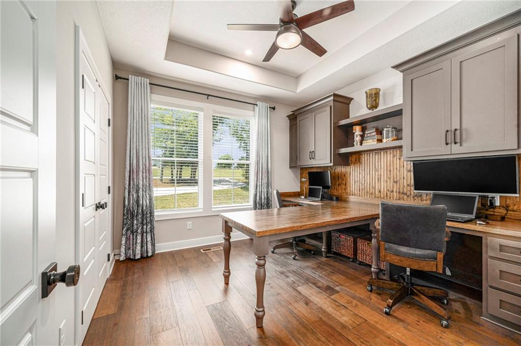 1807 SW Cemetery Road