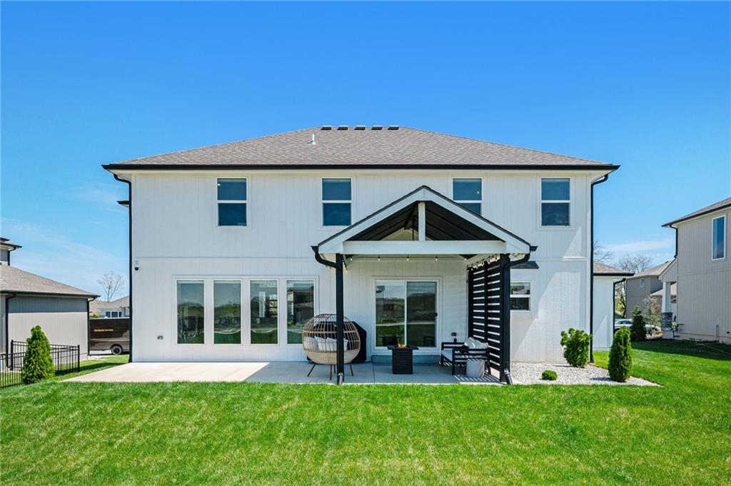 3133 SW Summit View Trail