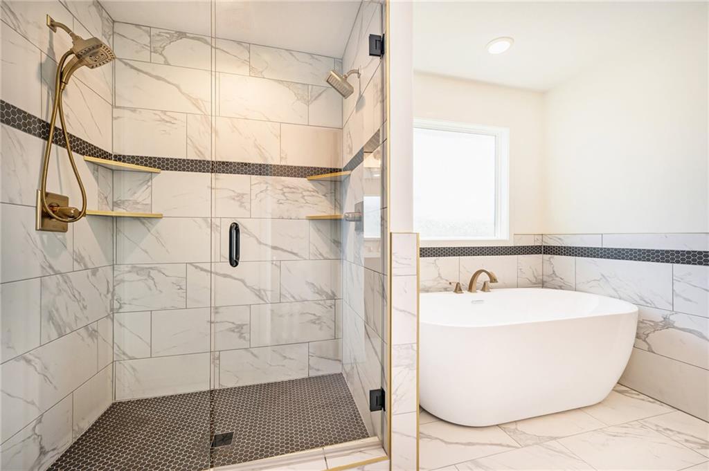 3133 SW Summit View Trail