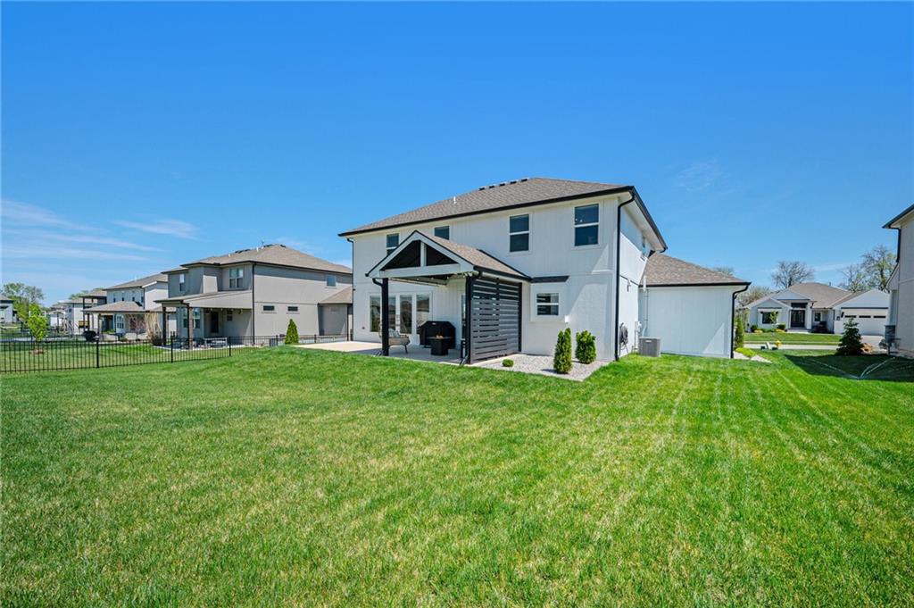 3133 SW Summit View Trail