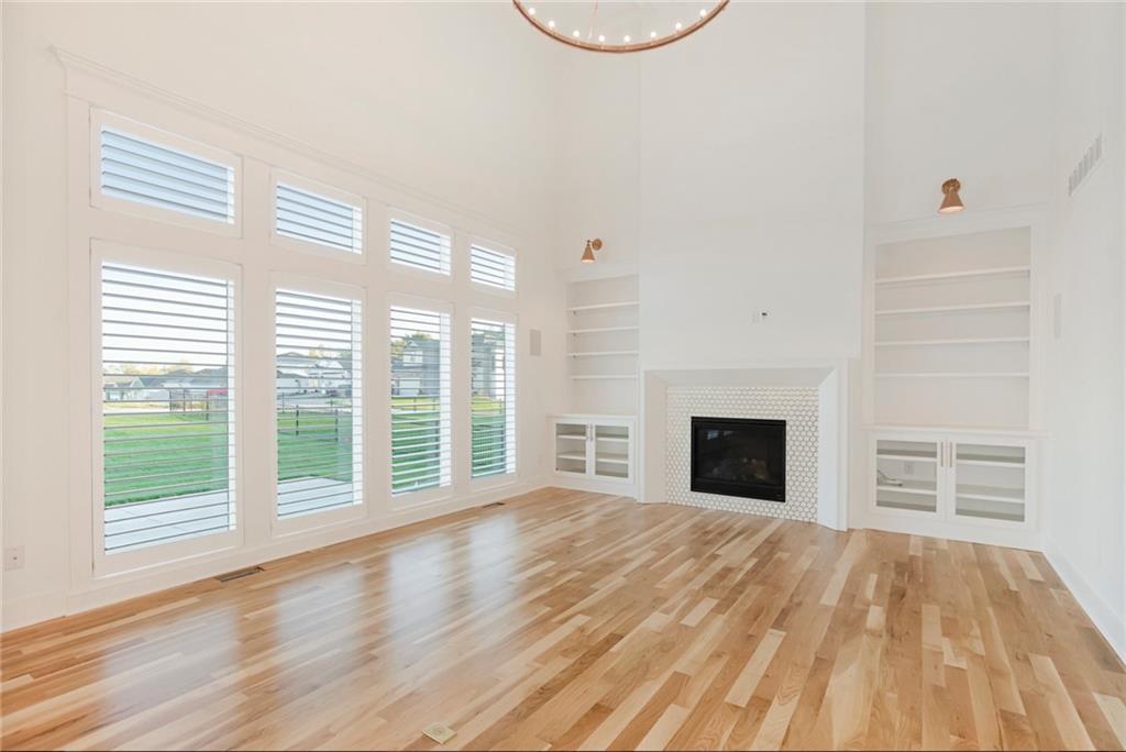 3137 SW Summit View Trail