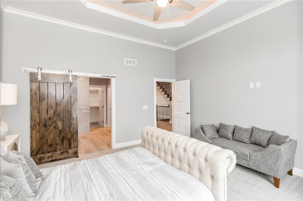 3137 SW Summit View Trail