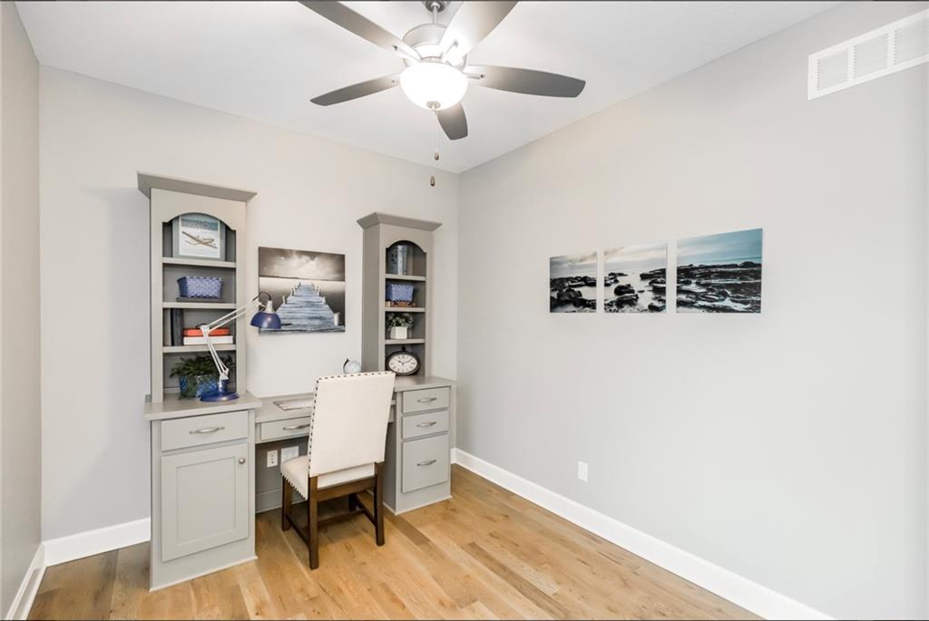 3137 SW Summit View Trail