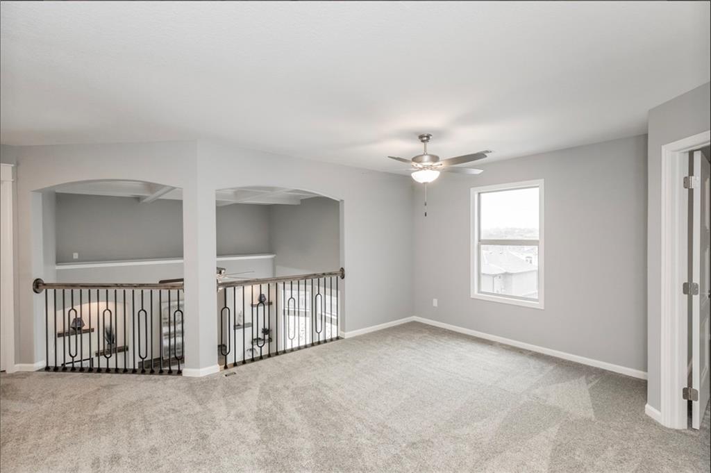 3137 SW Summit View Trail