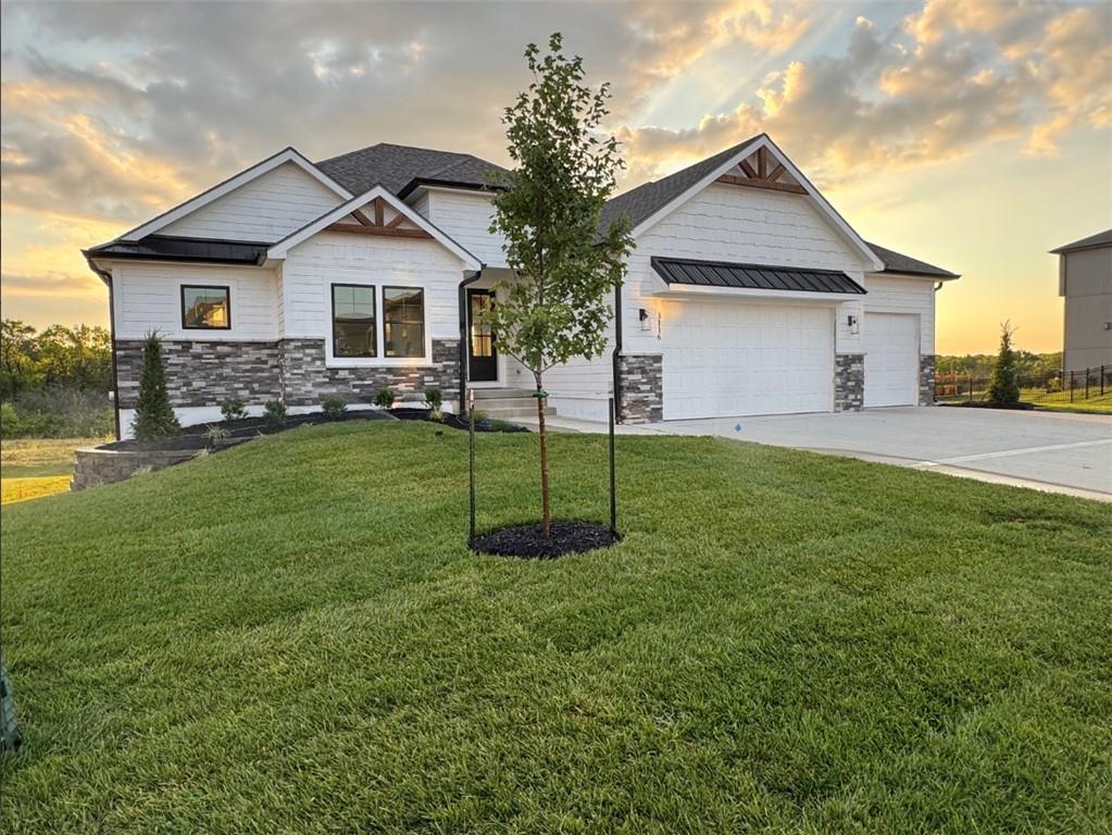 3116 SW Summit View Trail