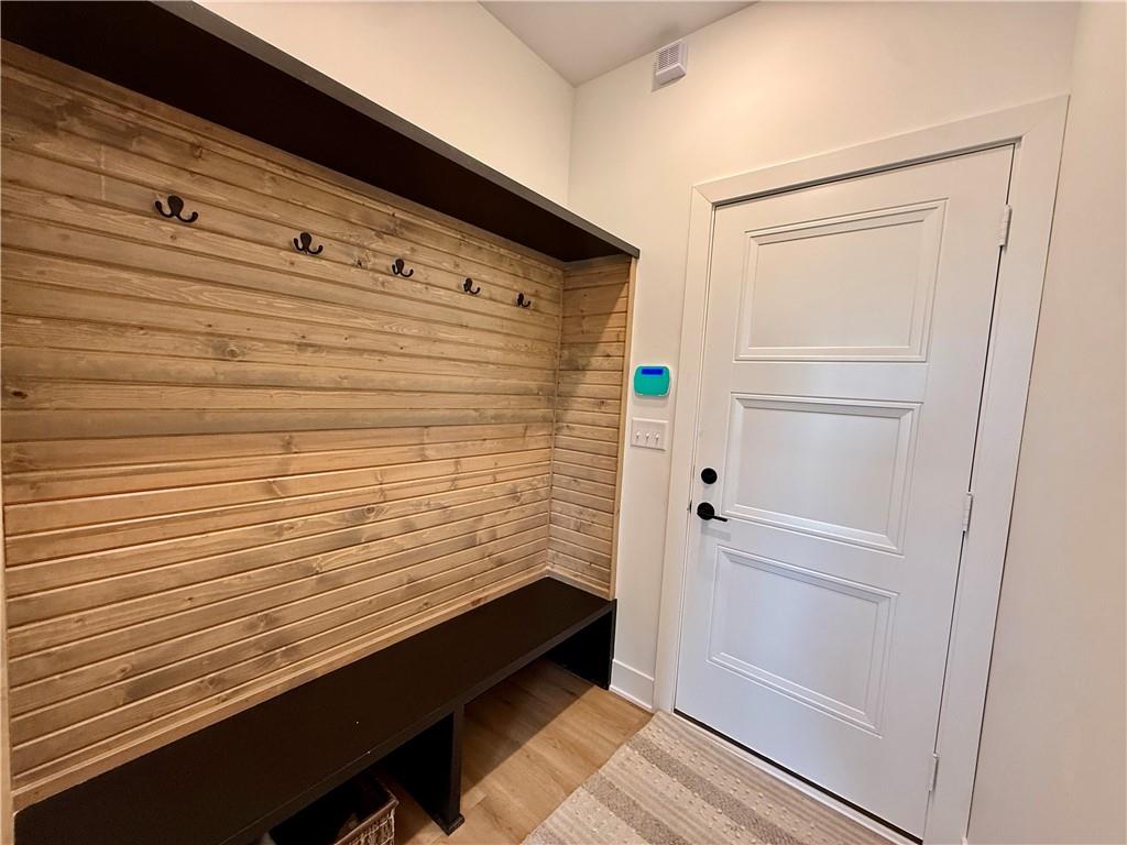 3116 SW Summit View Trail