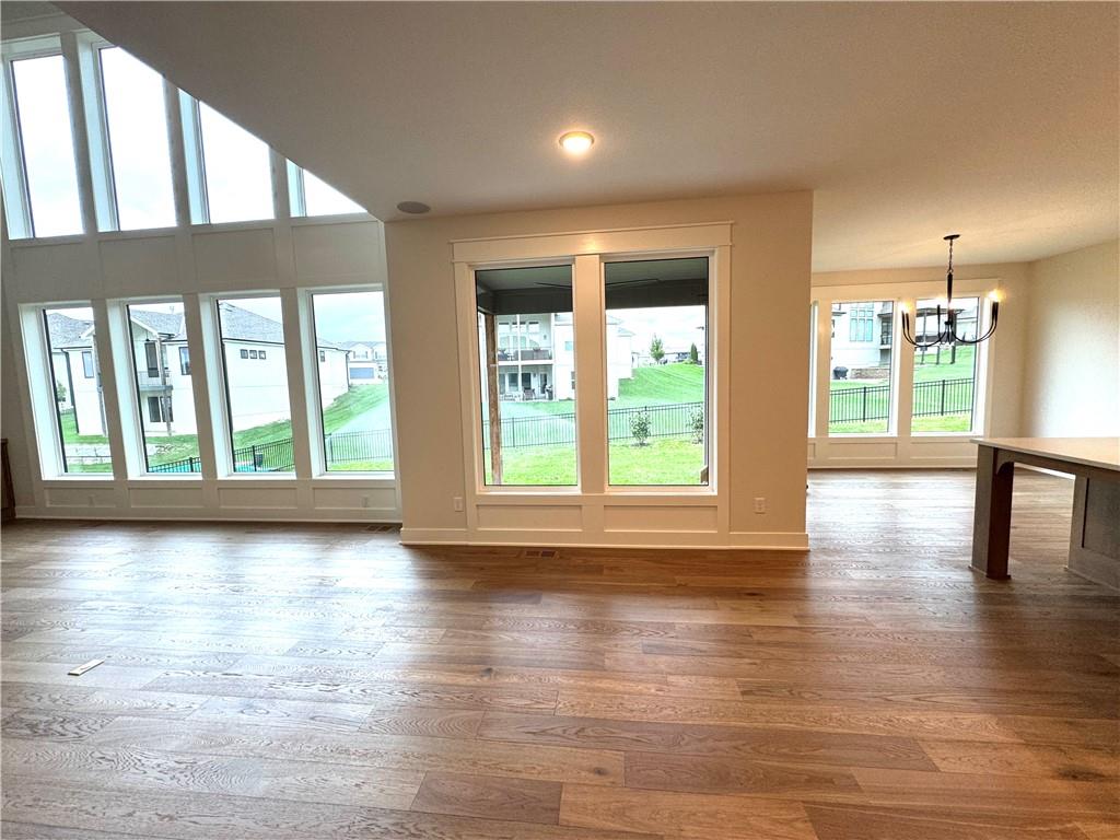 3137 SW Summit View Trail