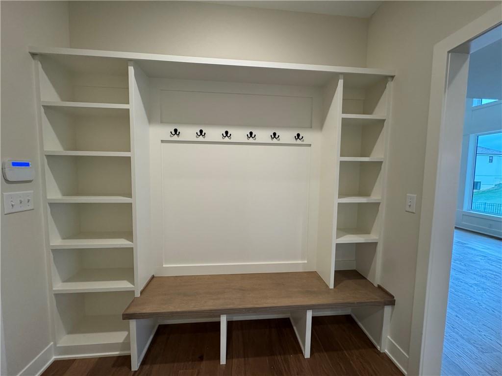 3137 SW Summit View Trail