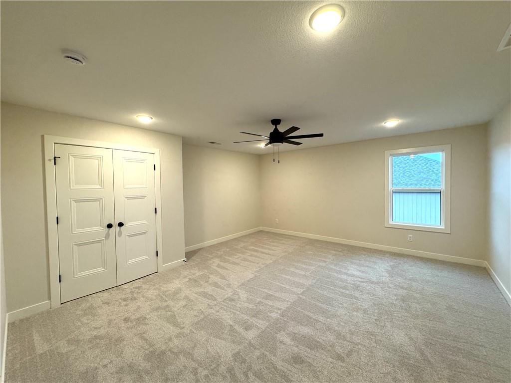 3137 SW Summit View Trail