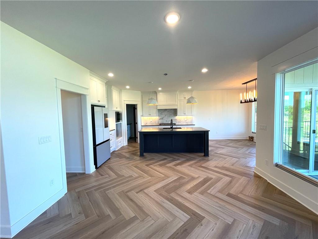 3137 SW Summit View Trail