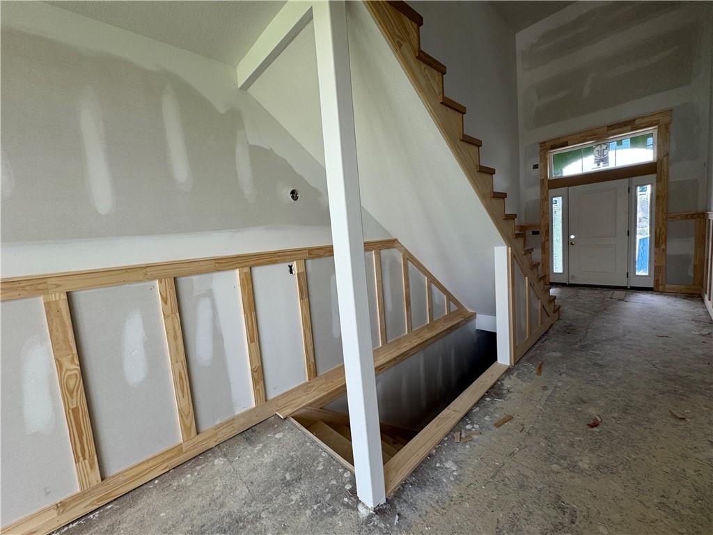 3137 SW Summit View Trail