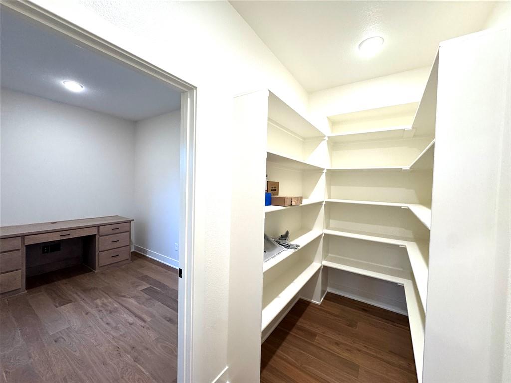 3137 SW Summit View Trail