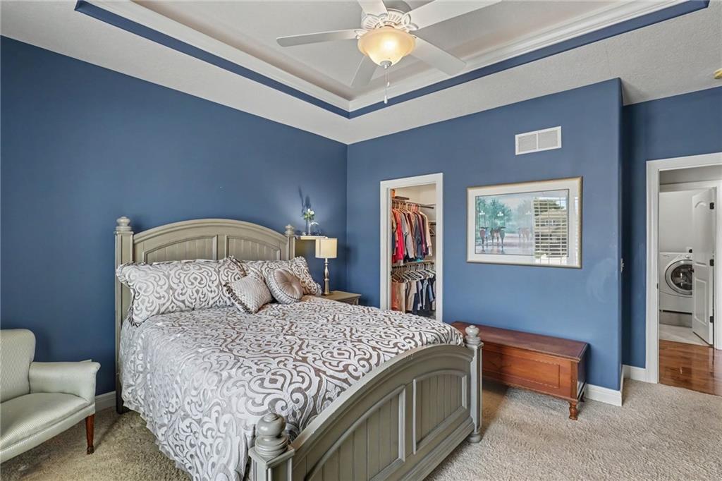 3412 SW Lois Lane