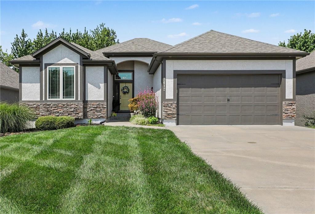 3412 SW Lois Lane