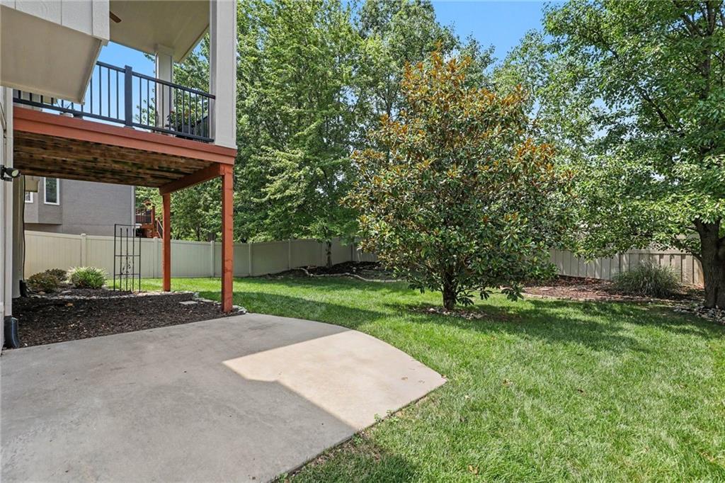 3412 SW Lois Lane
