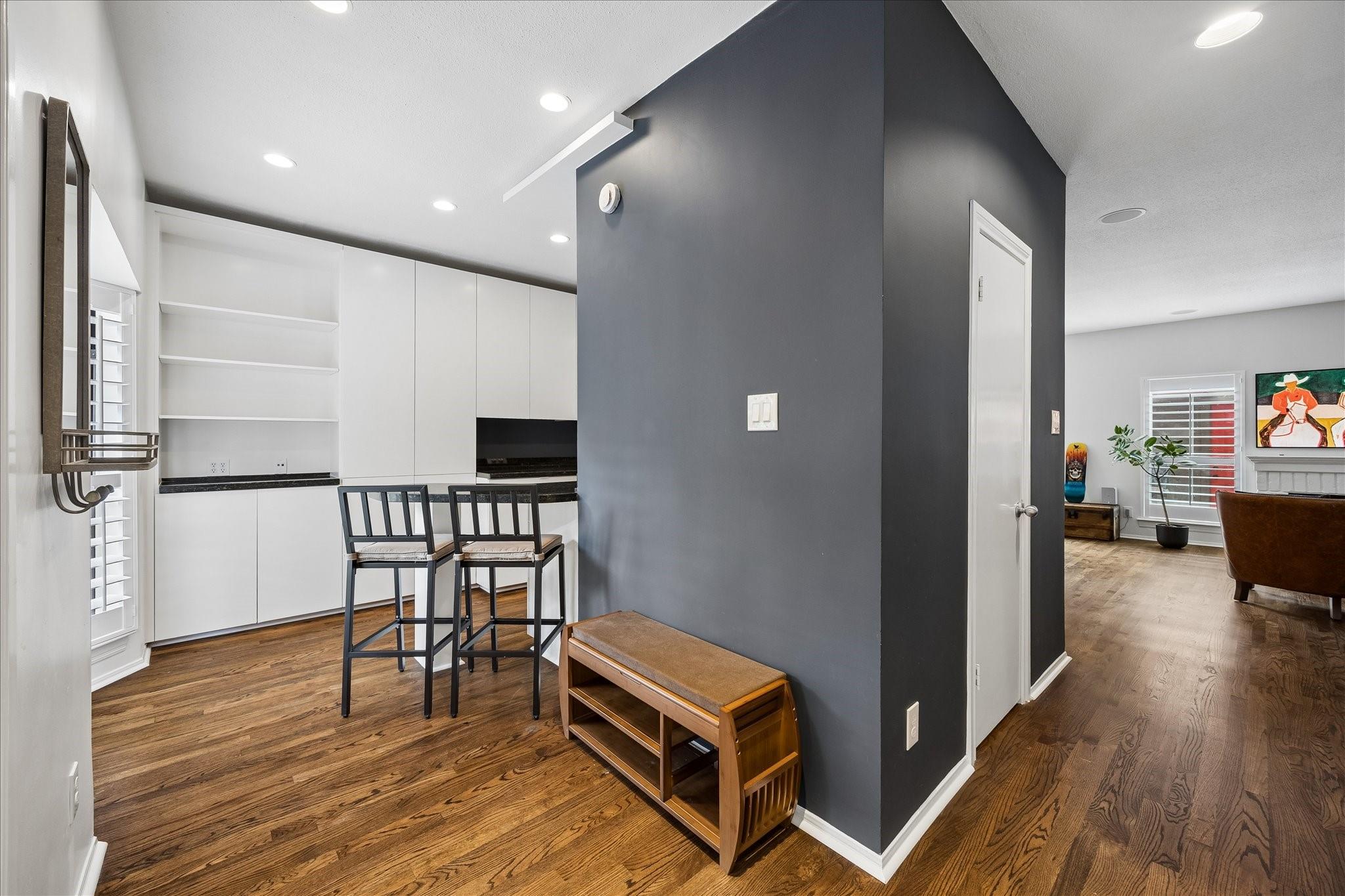 701 Bering Drive # 1904