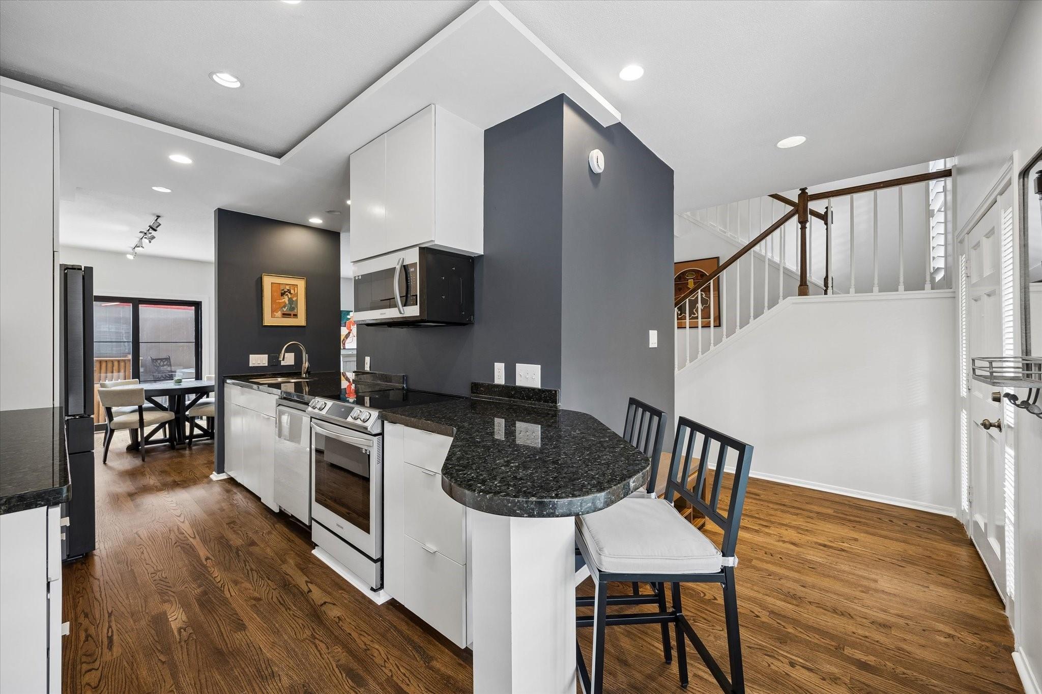 701 Bering Drive # 1904