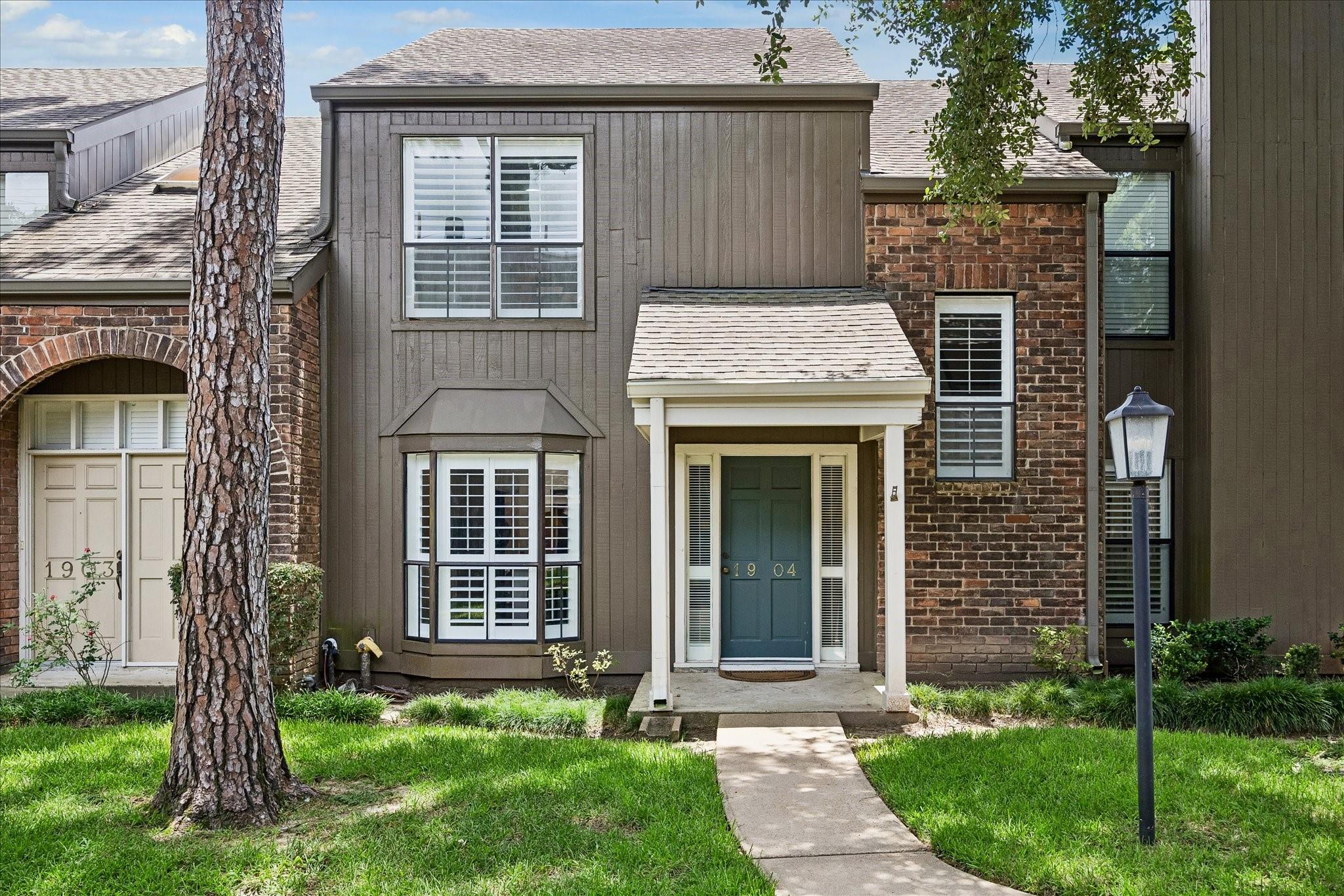 701 Bering Drive # 1904