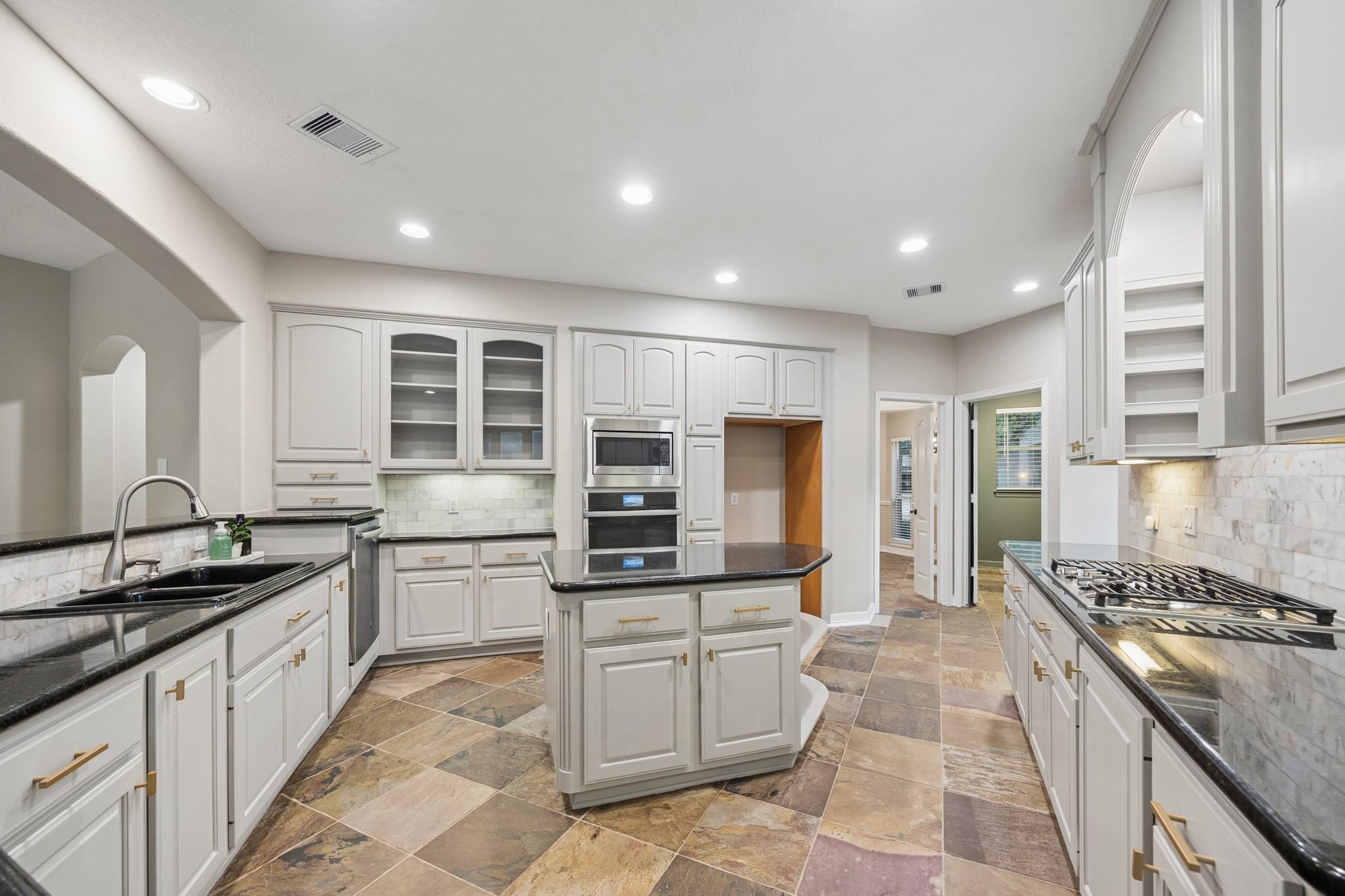 22130 Blacksburg Court