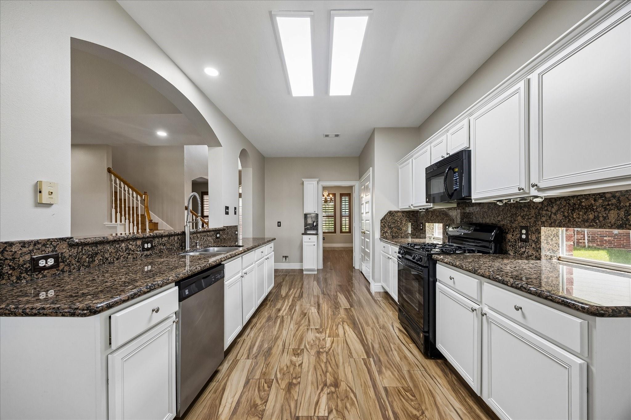 8422 W W Sienna Cove Lane Lane