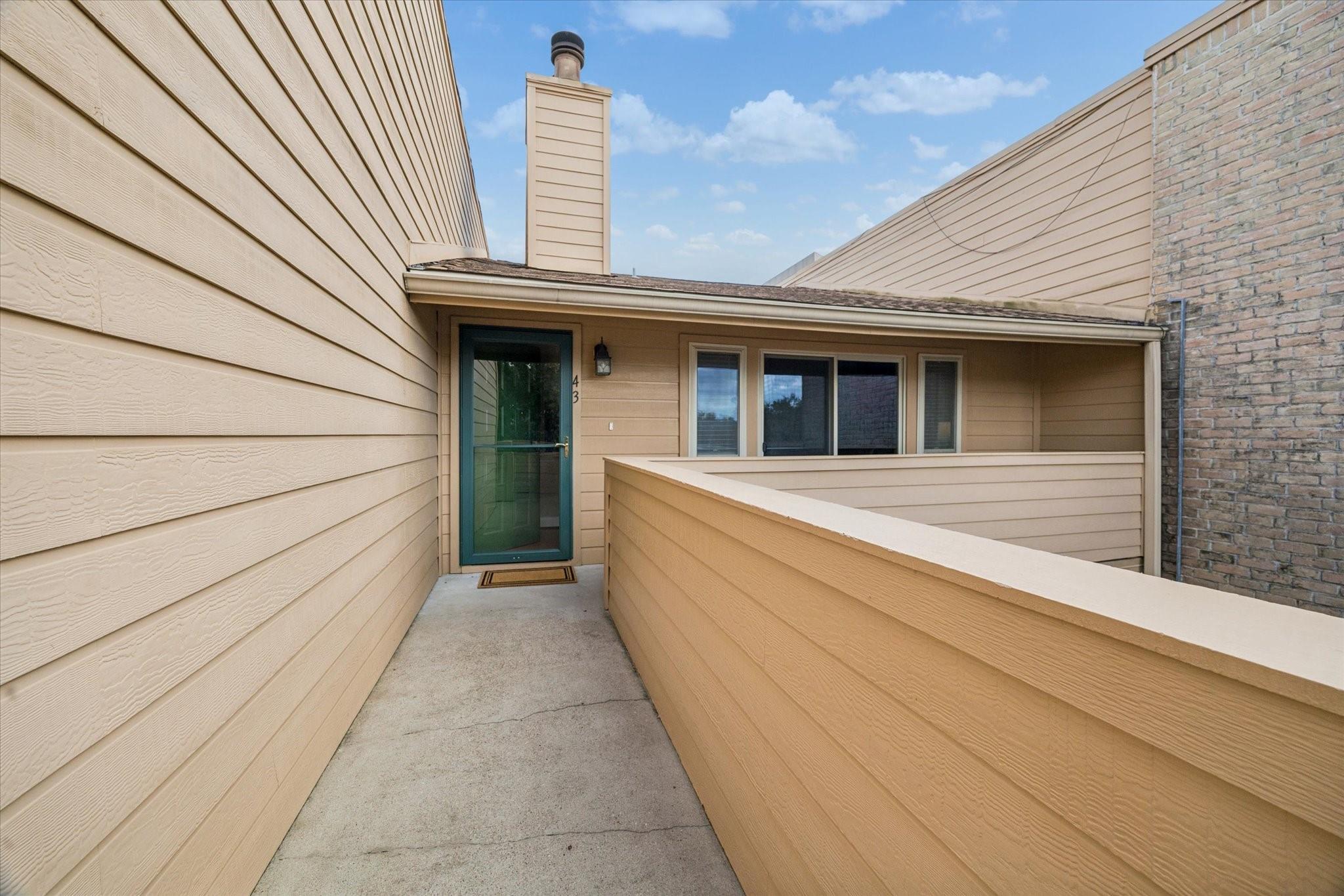 1915 Augusta Drive # 43