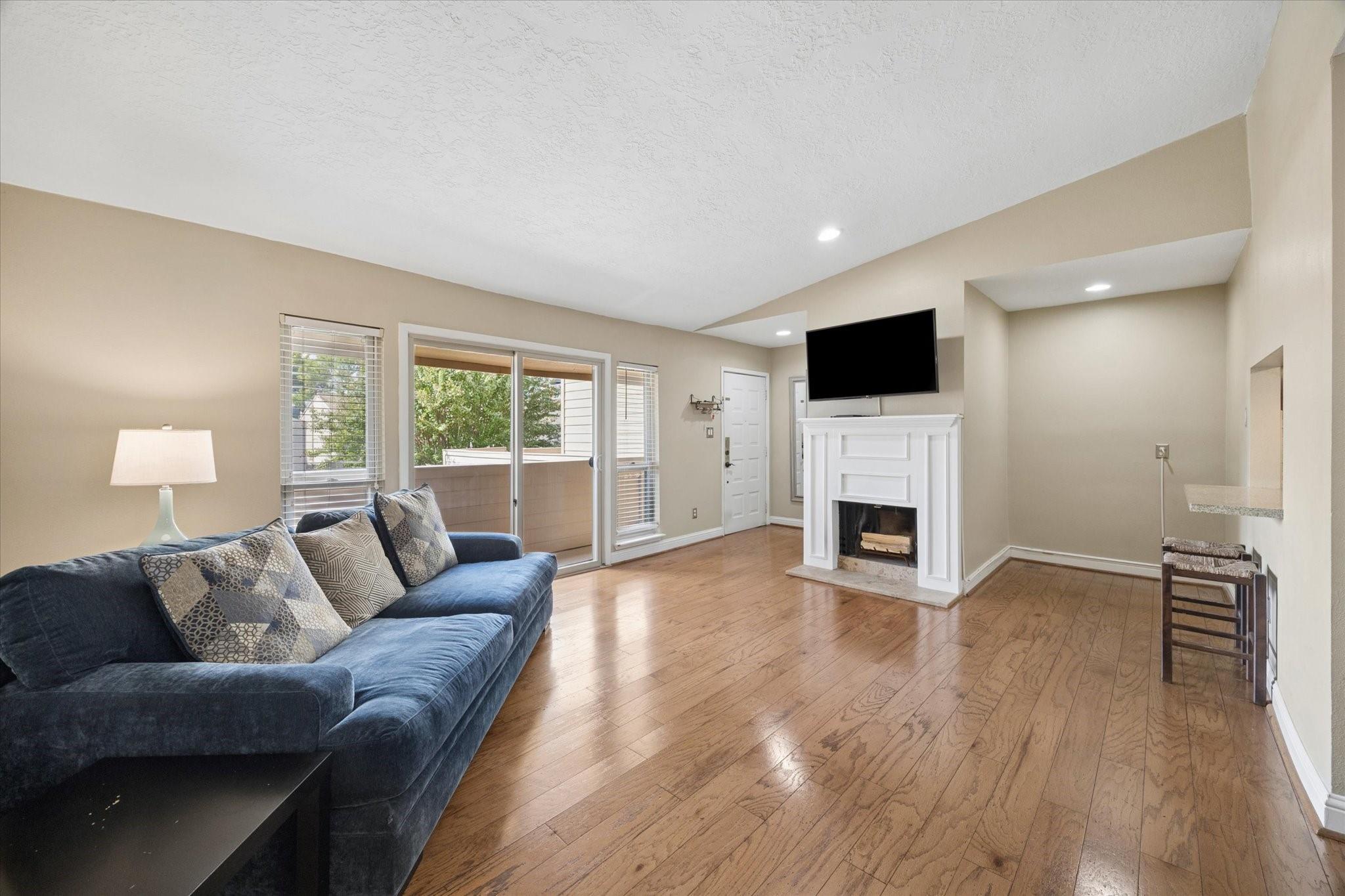 1915 Augusta Drive # 43