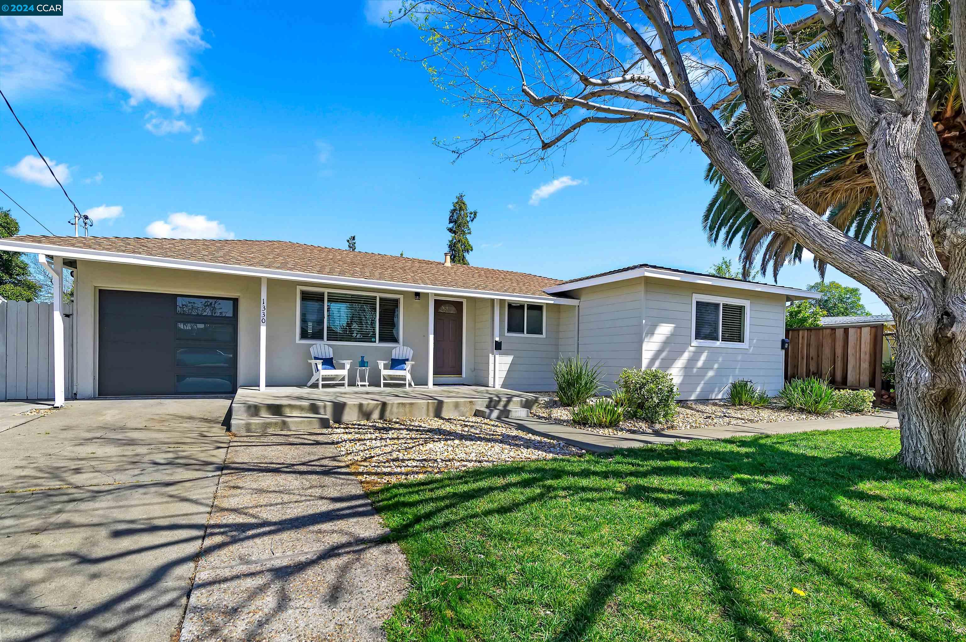 1330 Evergreen Dr