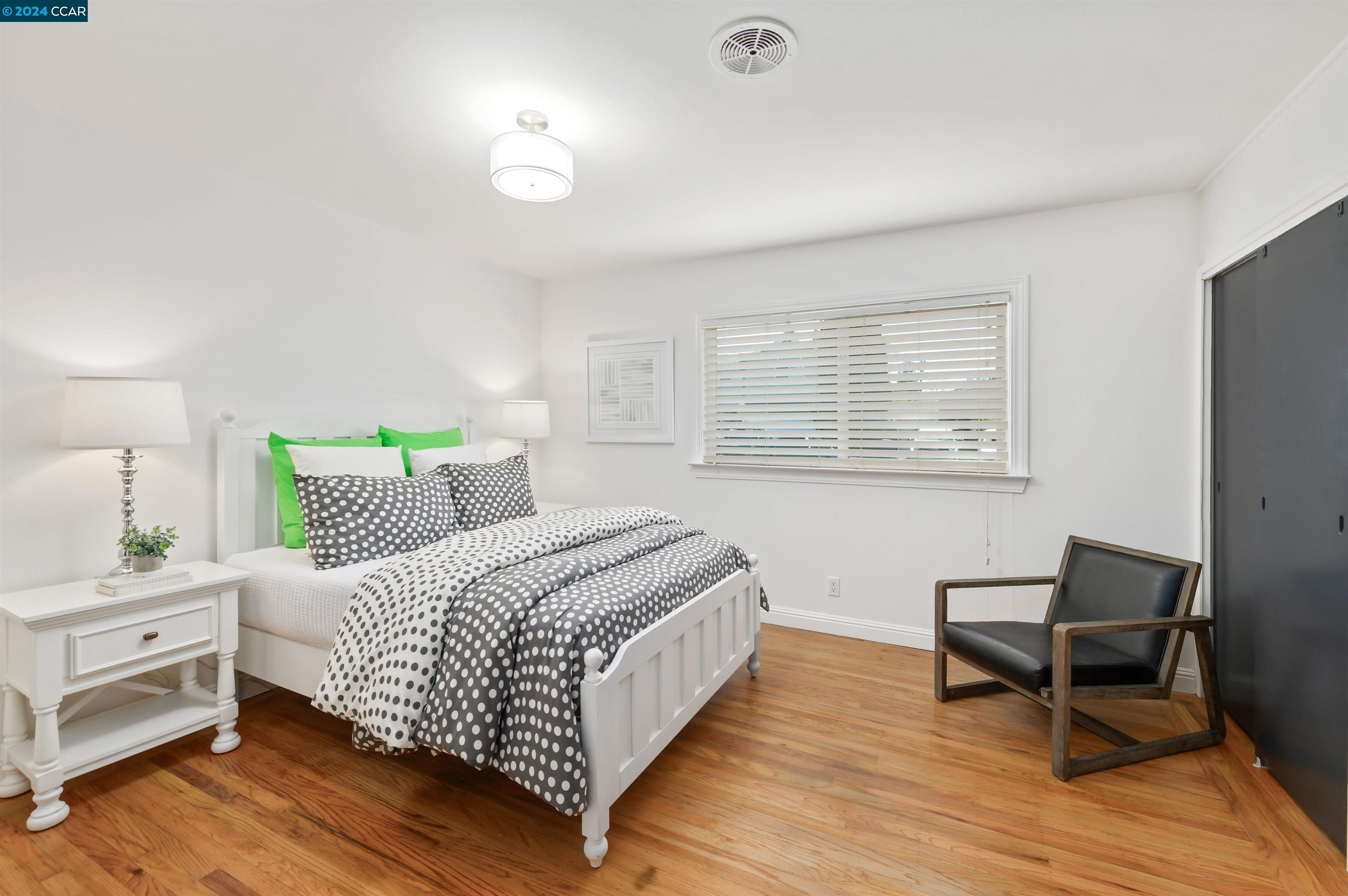 1330 Evergreen Dr