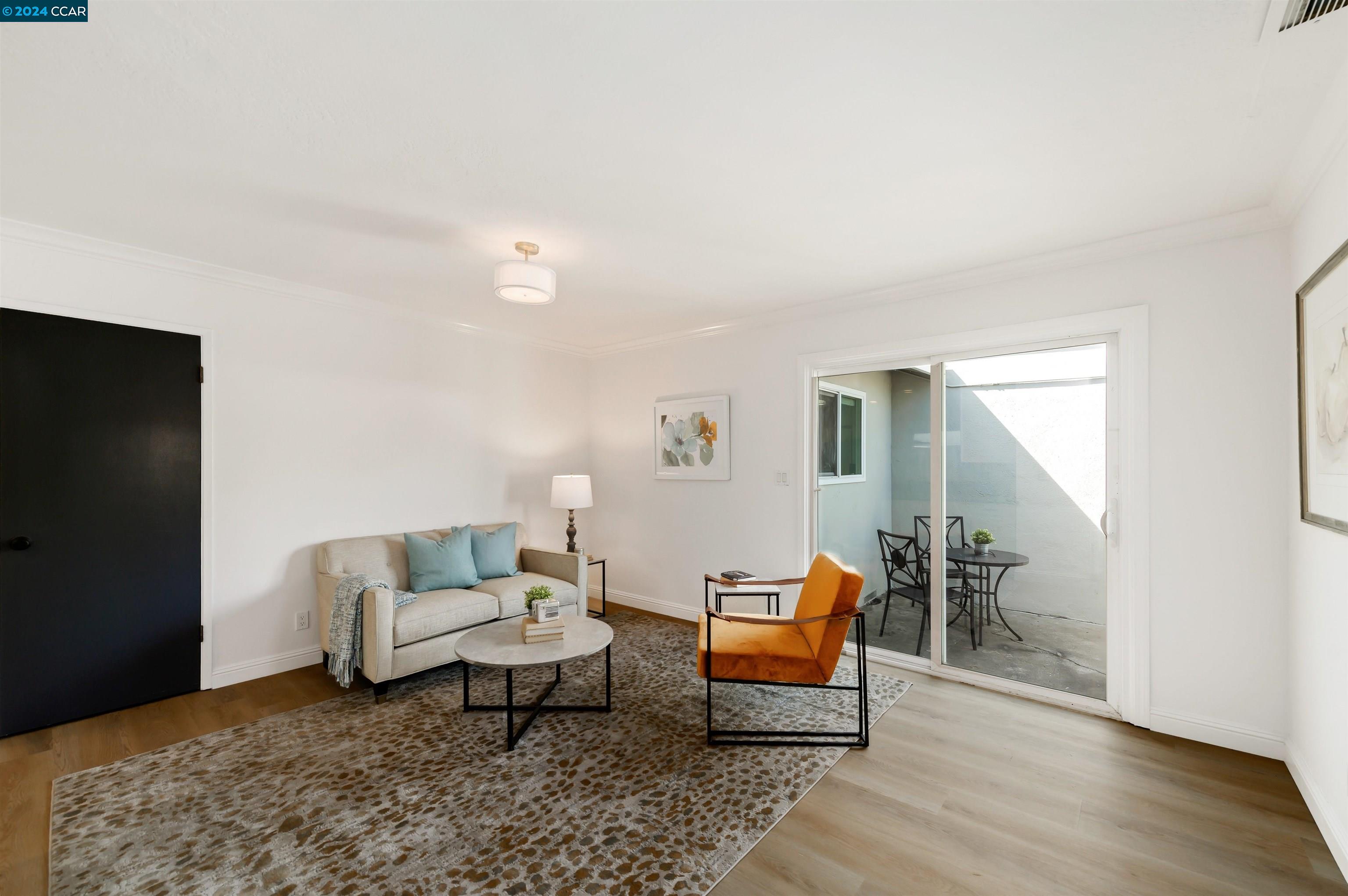 1330 Evergreen Dr