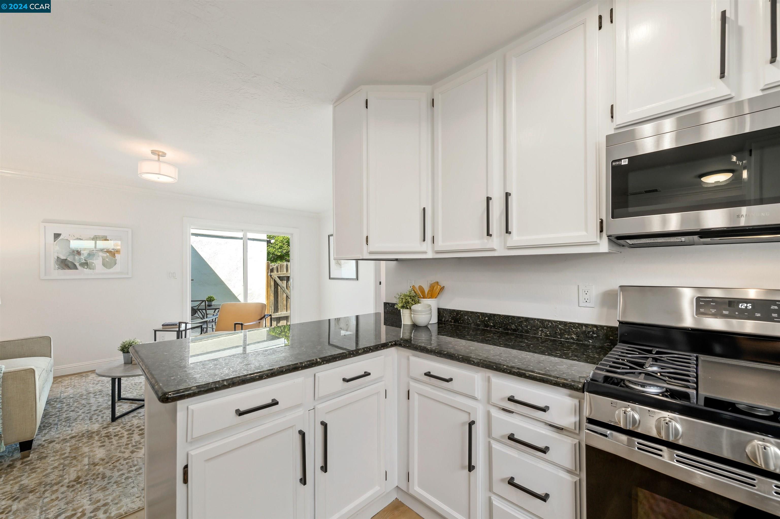 1330 Evergreen Dr
