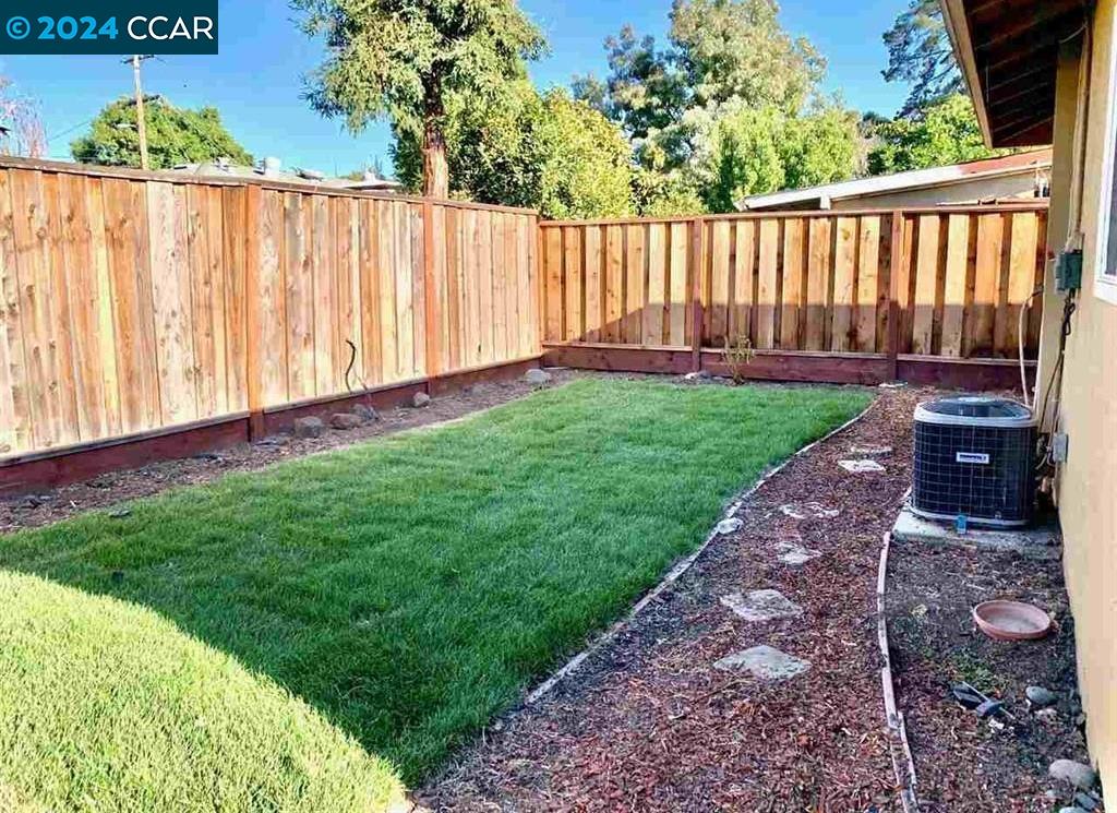 1330 Evergreen Dr