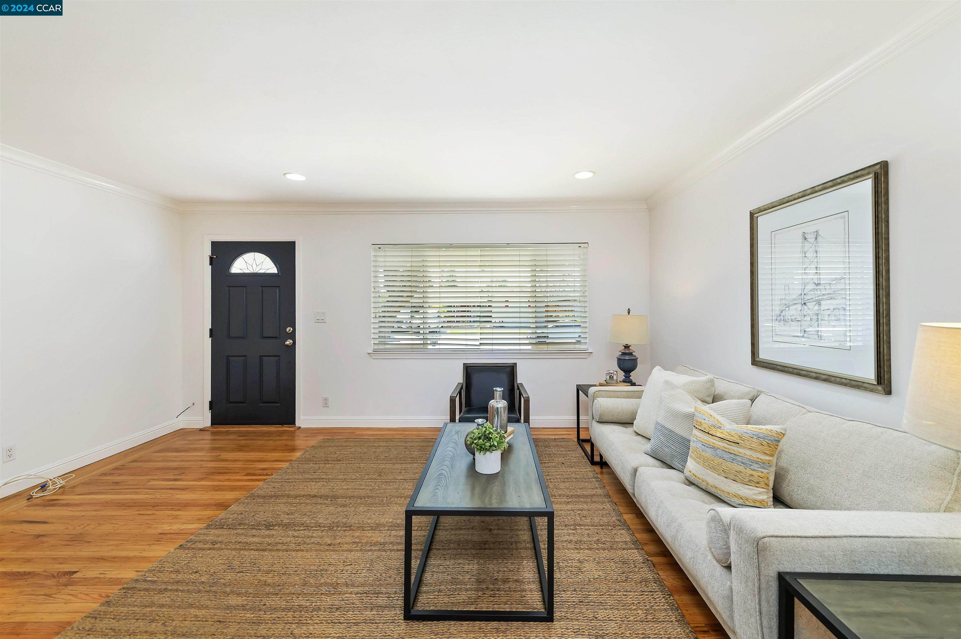 1330 Evergreen Dr