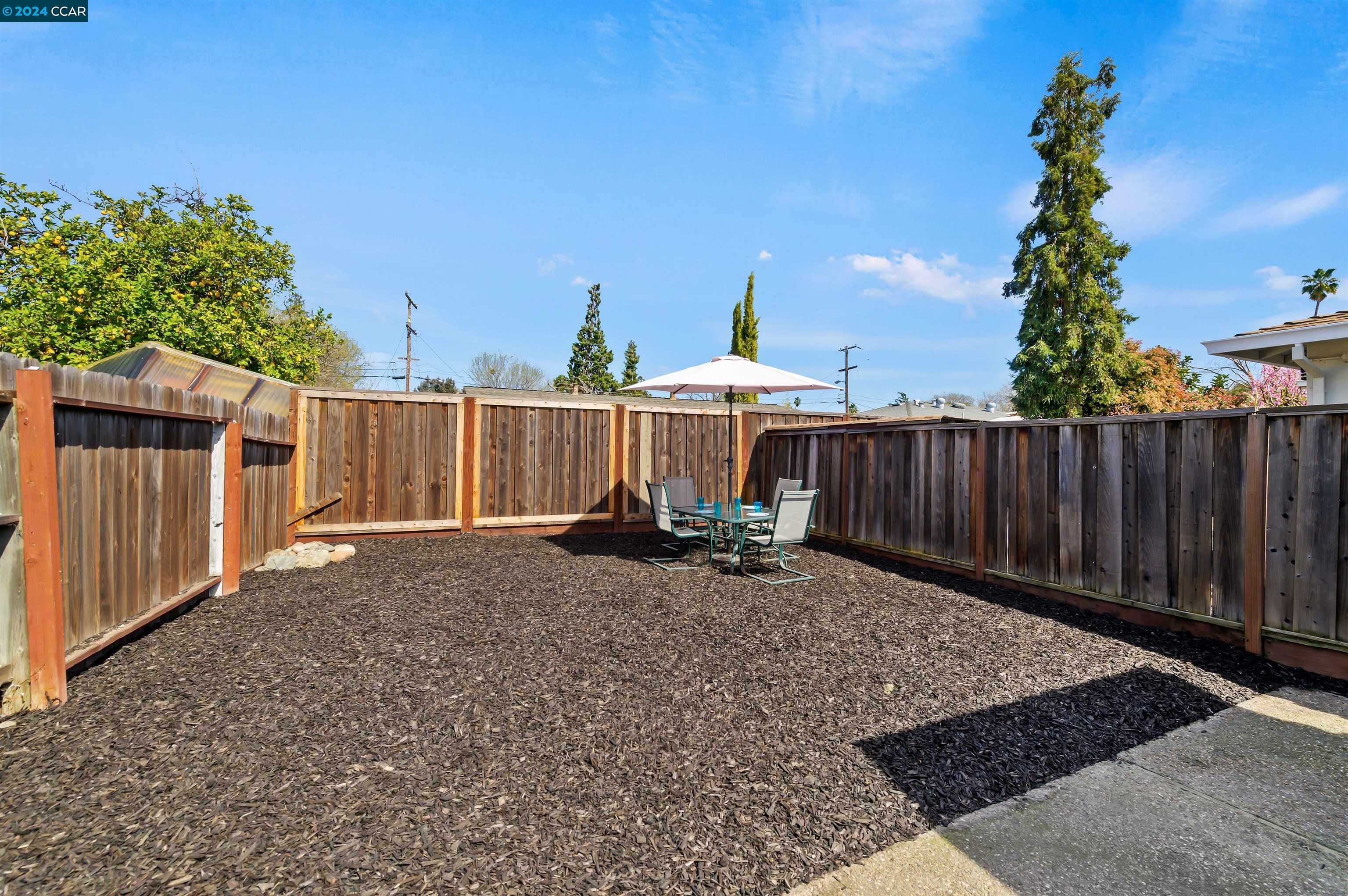1330 Evergreen Dr