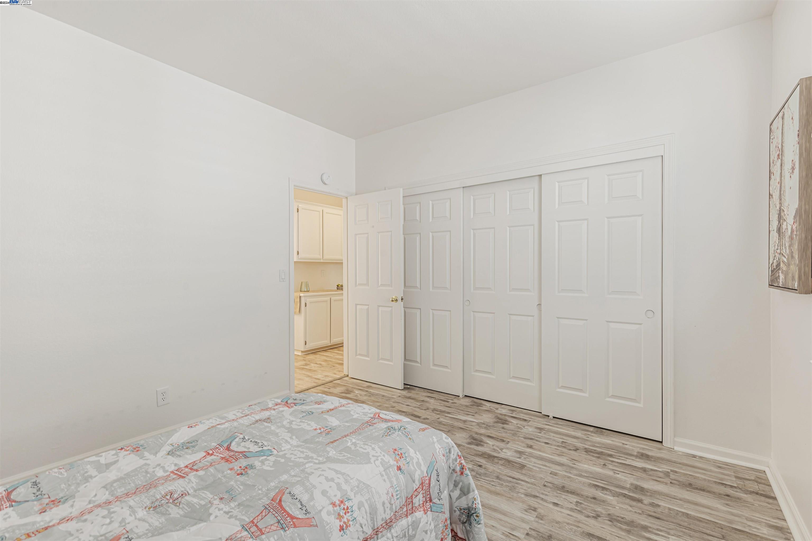 2476 Santa Barbara Ct