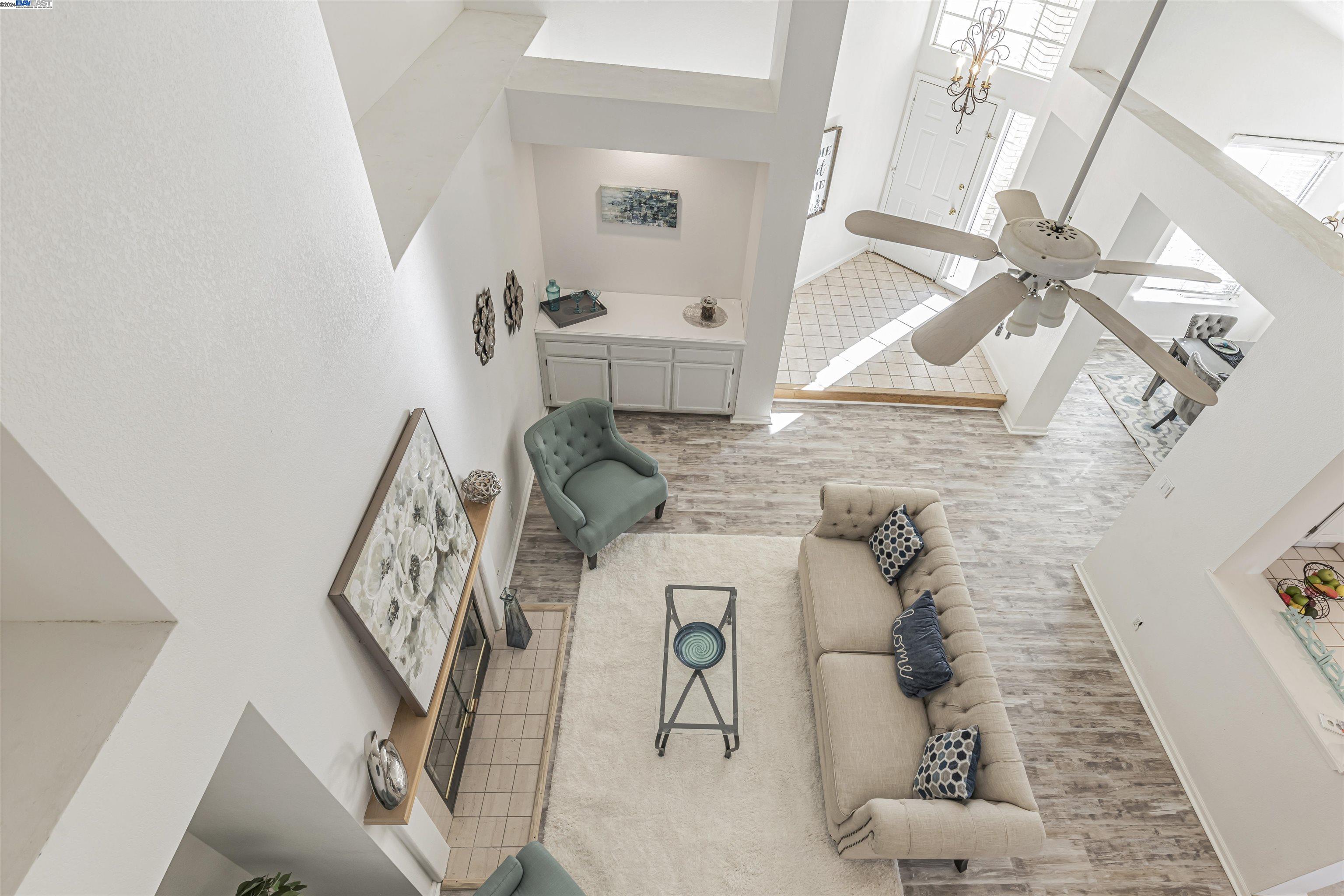 2476 Santa Barbara Ct