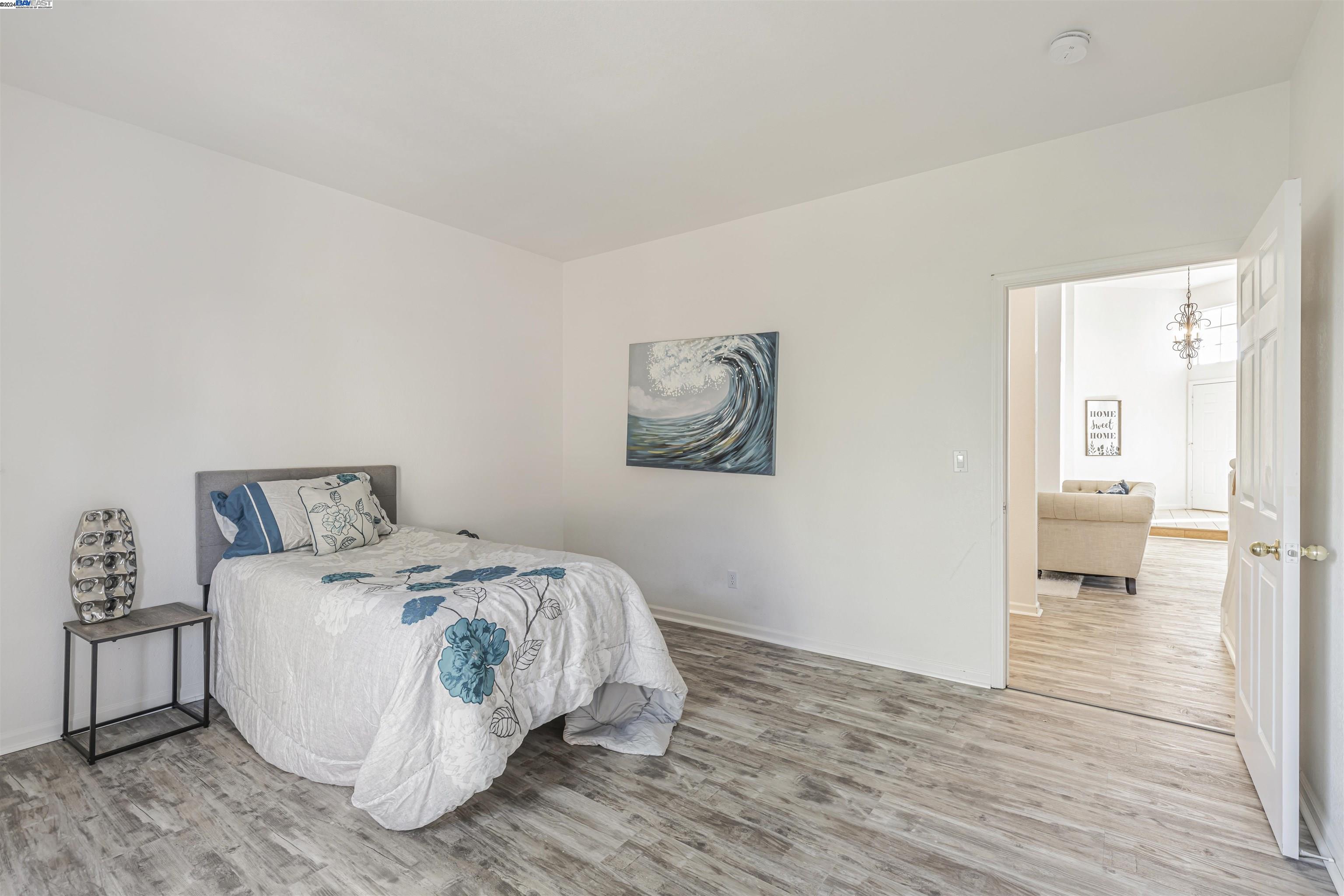 2476 Santa Barbara Ct