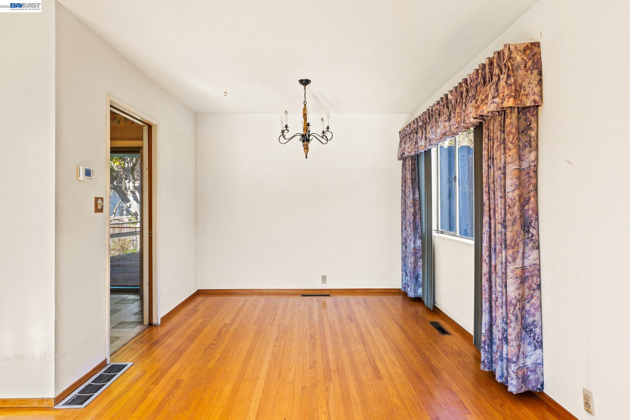 1591 159Th Ave