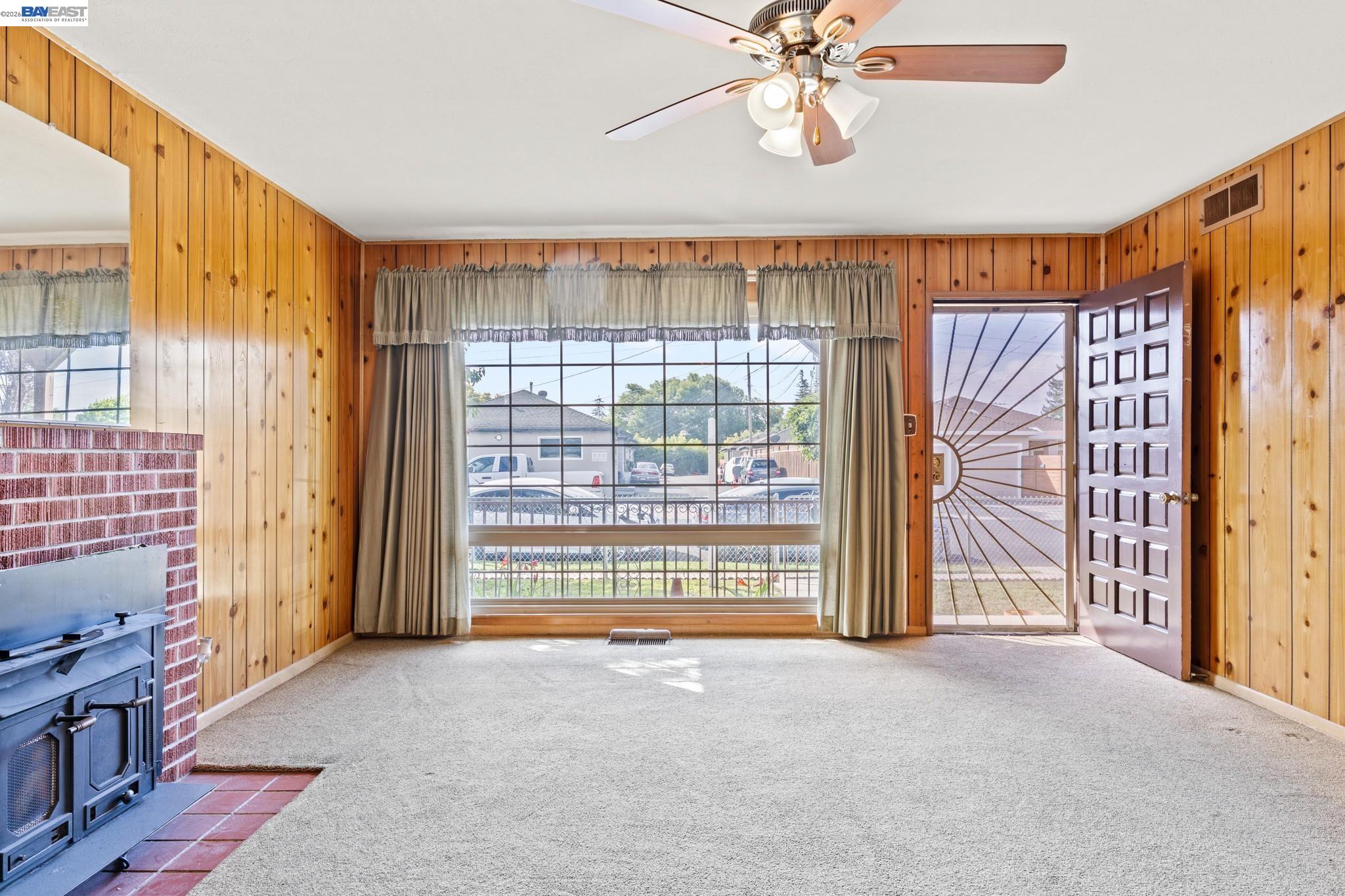 324 Berry Ave