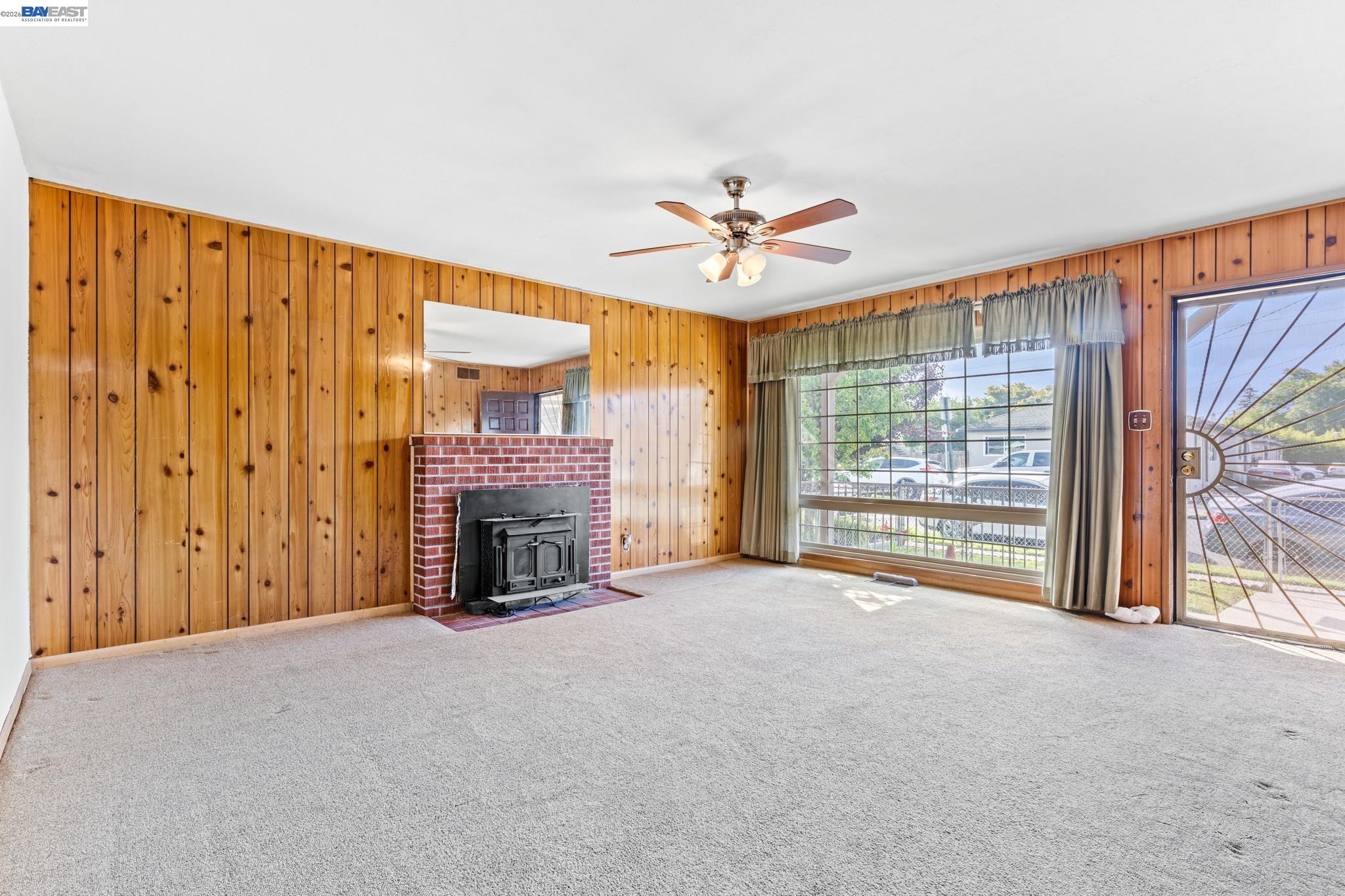 324 Berry Ave