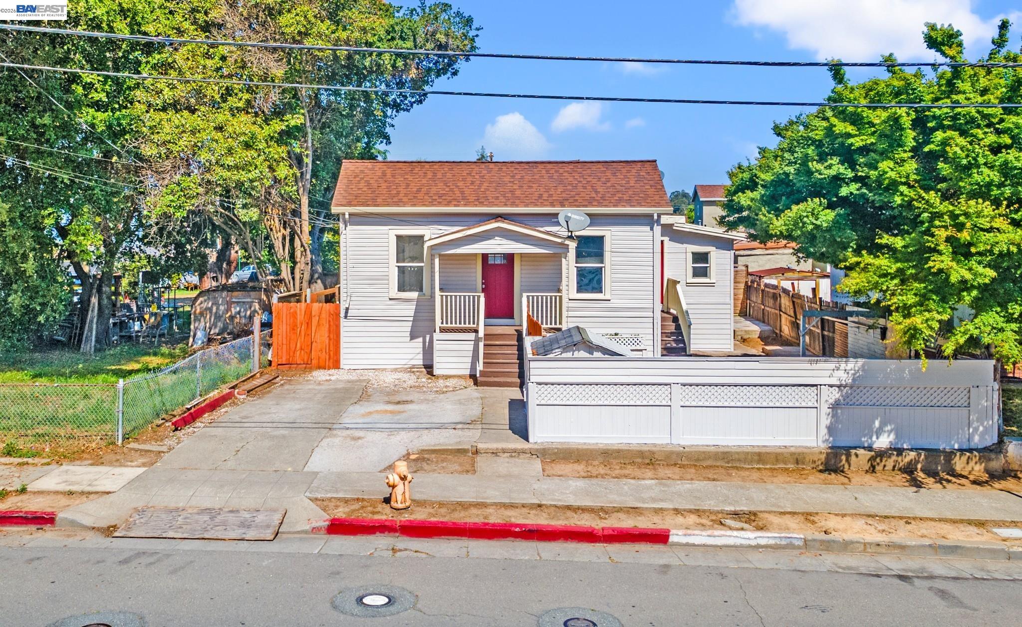 1251 Bellina St