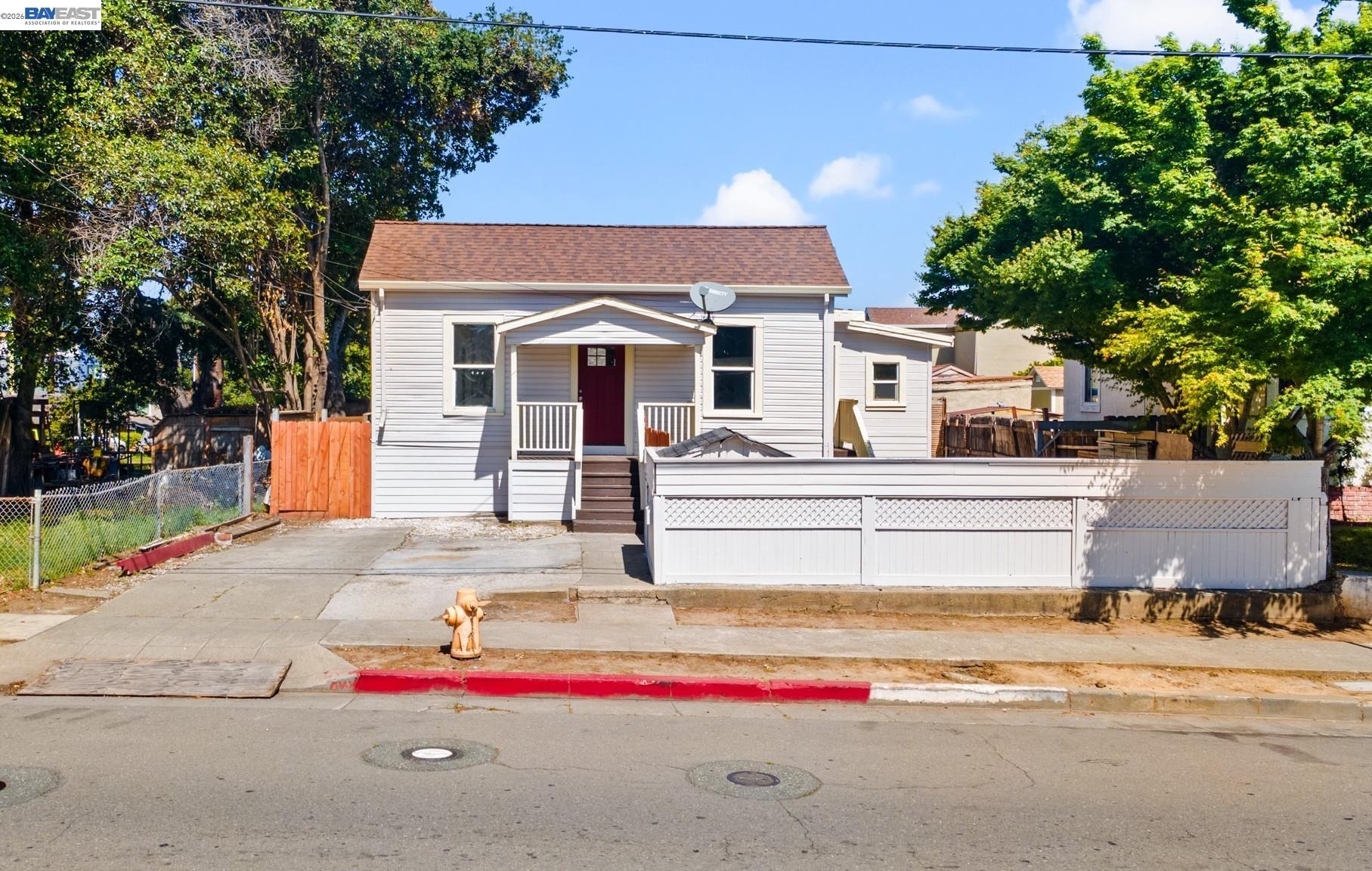 1251 Bellina St