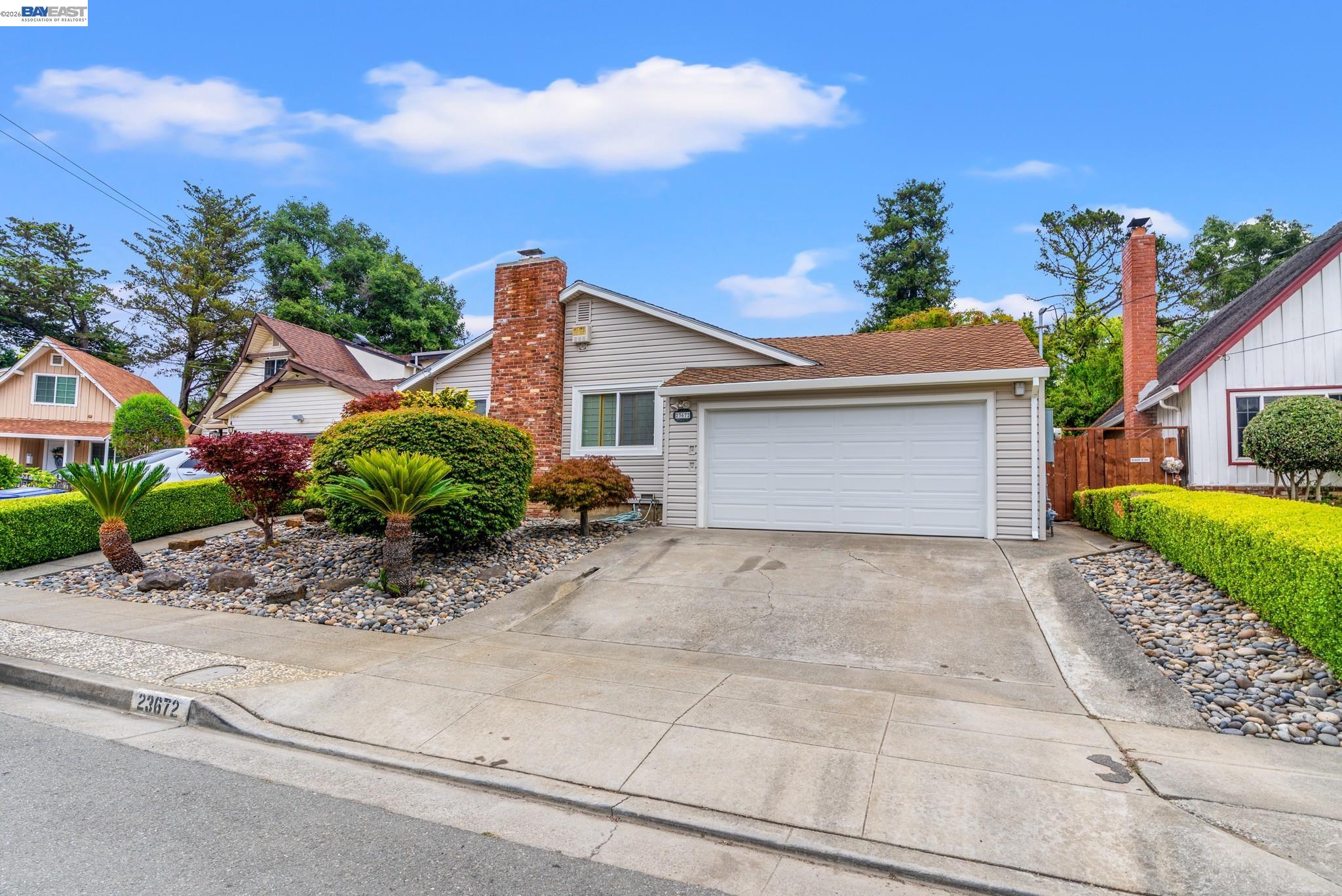 23672 Stratton Ct