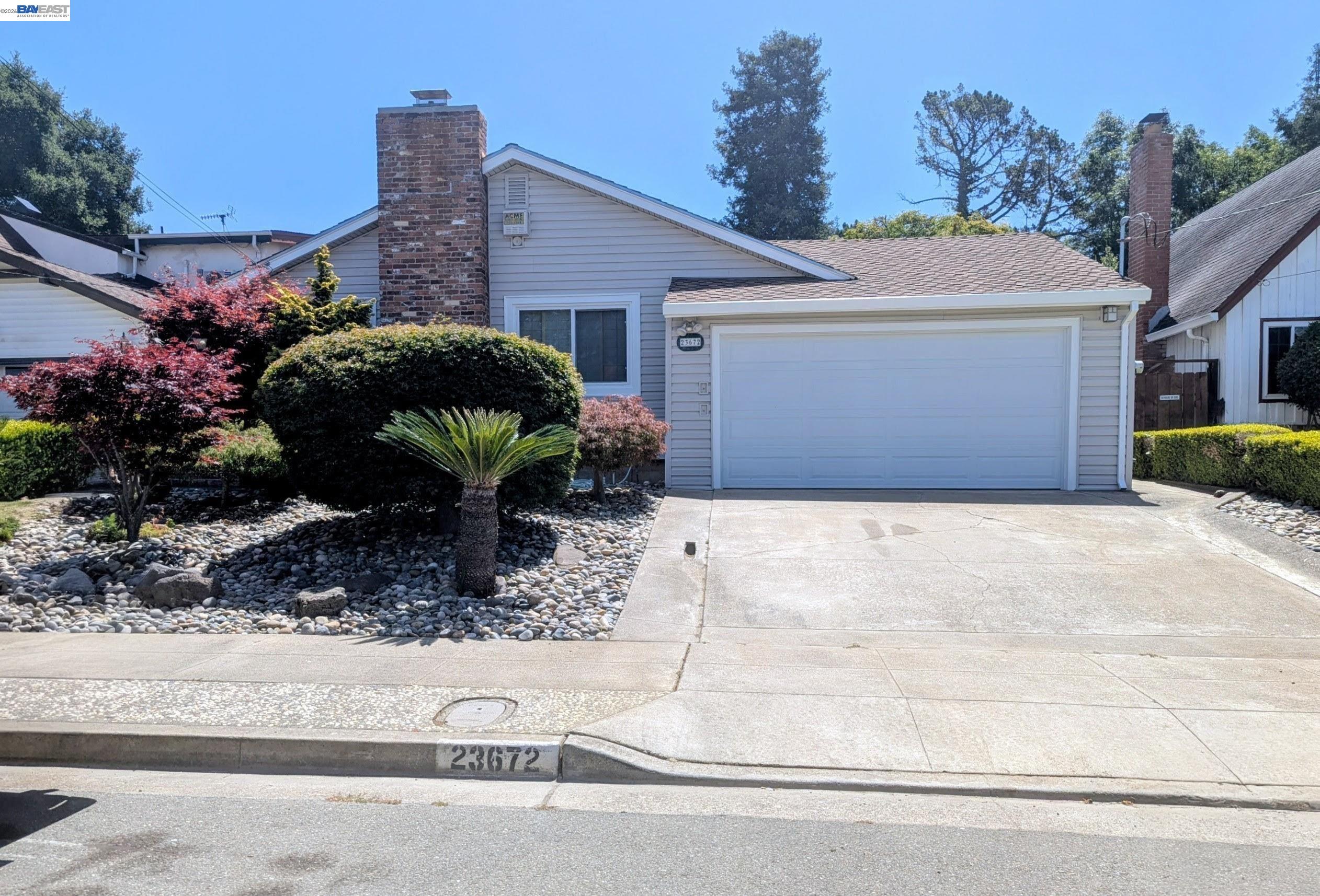 23672 Stratton Ct