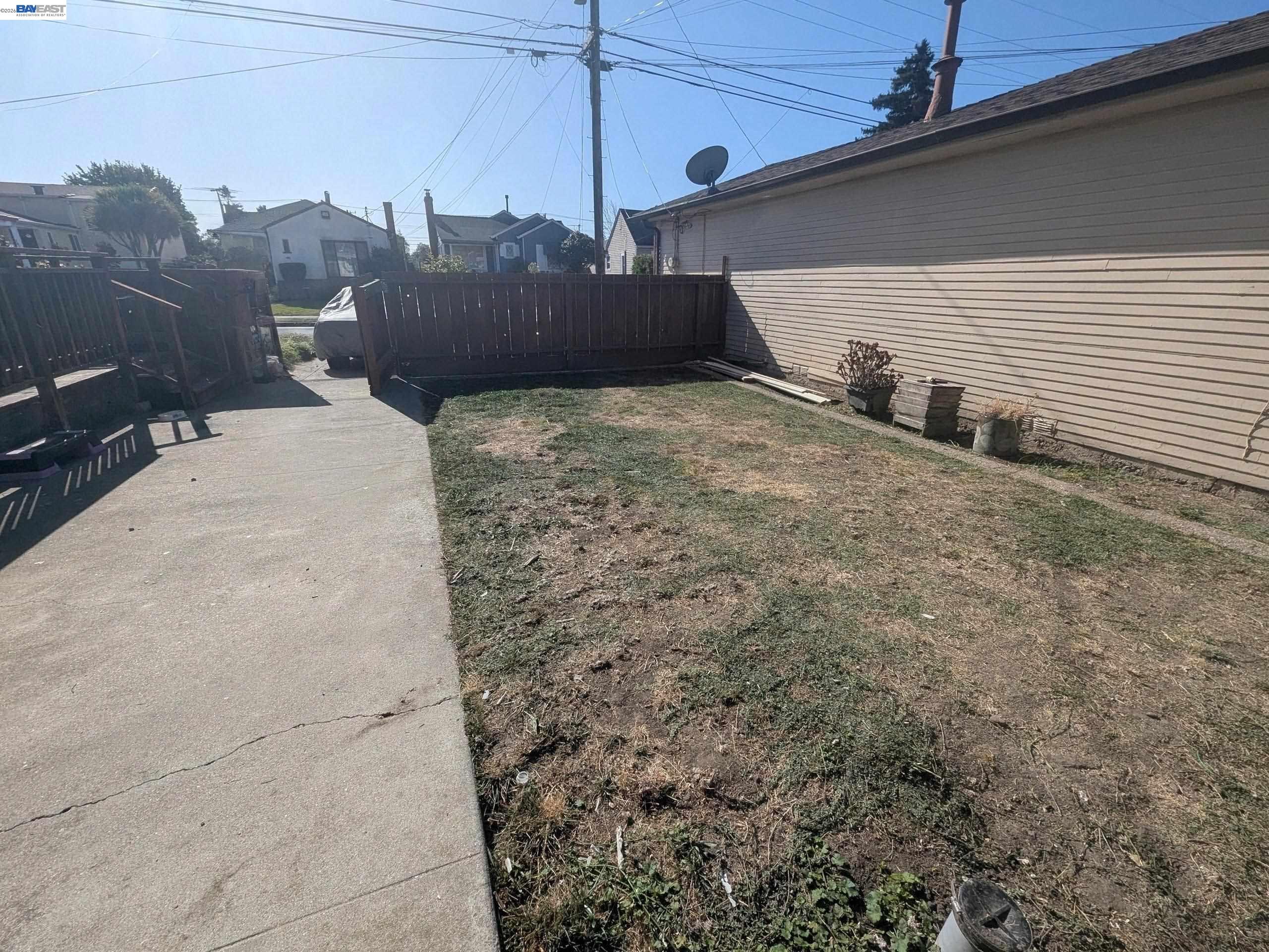 2415 109Th Ave